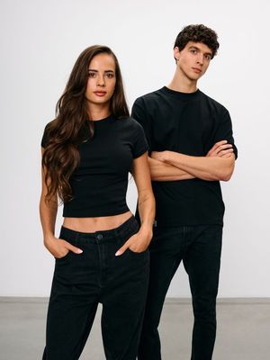 Jeansy damskie w miejskim stylu Sinsay ze sklepu: Sinsay w kategorii: Jeansy damskie - zdjęcie CC22A15-4CA-6968_449FB