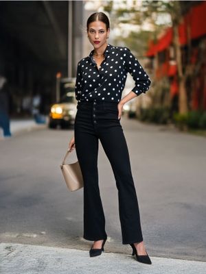 Jeansy damskie jesienne wiosenne Sinsay ze sklepu: Sinsay w kategorii: Jeansy damskie - zdjęcie CC22A15-4CA-6968_457BB