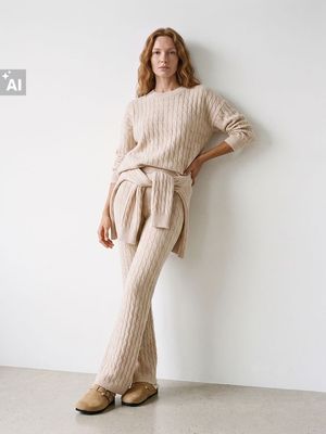 Sweter damski zimowy Sinsay ze sklepu: Sinsay w kategorii: Swetry damskie - zdjęcie CC22A15-4CA-6968_459KZ