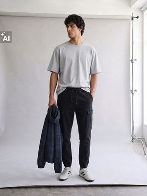 Jeansy męskie casual Sinsay ze sklepu: Sinsay w kategorii: Jeansy męskie - zdjęcie CC22A15-4CA-6968_519JV