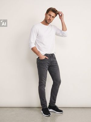 Jeansy damskie casual wiosenne Sinsay ze sklepu: Sinsay w kategorii: Jeansy damskie - zdjęcie CC22A15-4CA-6968_522JV