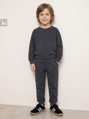 Dres chłopięcy jesienny Sinsay ze sklepu: Sinsay w kategorii: Dresy chłopięce - zdjęcie CC22A15-4CA-6968_560JR