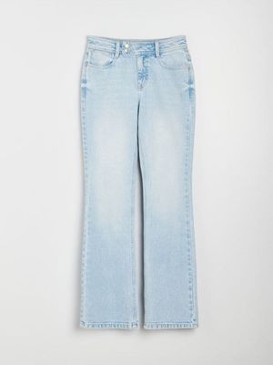 Jeansy damskie w miejskim stylu Sinsay ze sklepu: Sinsay w kategorii: Jeansy damskie - zdjęcie CC22A15-4CA-6968_577DV