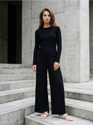 Sweter damski Sinsay ze sklepu: Sinsay w kategorii: Swetry damskie - zdjęcie CC22A15-4CA-6968_651IJ