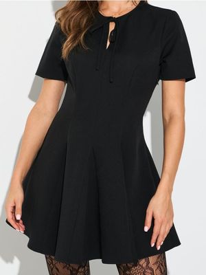Sukienka elegancka Sinsay ze sklepu: Sinsay w kategorii: Sukienki - zdjęcie CC22A15-4CA-6968_673FI