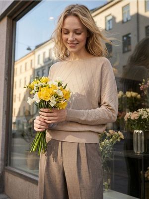 Sweter damski Sinsay ze sklepu: Sinsay w kategorii: Swetry damskie - zdjęcie CC22A15-4CA-6968_683GZ