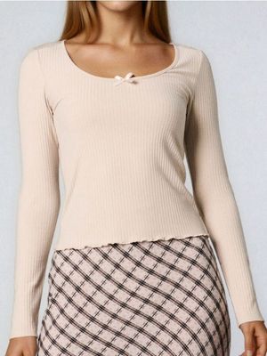 Bluzka damska casual na wiosnę Sinsay ze sklepu: Sinsay w kategorii: Bluzki damskie - zdjęcie CC22A15-4CA-6968_746EU