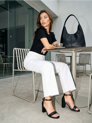 Bluzka damska casual na wiosnę Sinsay ze sklepu: Sinsay w kategorii: Bluzki damskie - zdjęcie CC22A15-4CA-6968_754BB