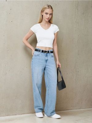 Bluzka damska casual Sinsay ze sklepu: Sinsay w kategorii: Bluzki damskie - zdjęcie CC22A15-4CA-6968_764BB