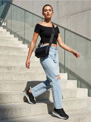 Bluzka damska casual Sinsay ze sklepu: Sinsay w kategorii: Bluzki damskie - zdjęcie CC22A15-4CA-6968_765BB