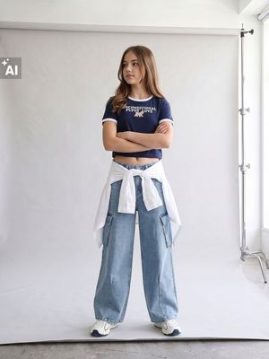 Jeansy damskie Sinsay ze sklepu: Sinsay w kategorii: Jeansy damskie - zdjęcie CC22A15-4CA-6968_810HB
