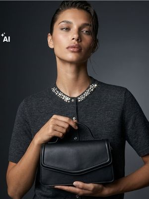 Listonoszka elegancka Sinsay ze sklepu: Sinsay w kategorii: Listonoszki - zdjęcie CC22A15-4CA-6968_813JX