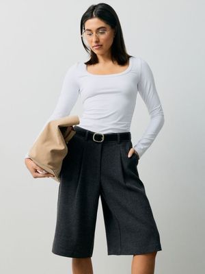 Szorty casual na lato Sinsay ze sklepu: Sinsay w kategorii: Szorty - zdjęcie CC22A15-4CA-6968_844JS