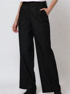 Spodnie damskie casual Sinsay ze sklepu: Sinsay w kategorii: Spodnie damskie - zdjęcie CC22A15-4CA-6968_851GZ