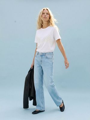 Jeansy damskie w miejskim stylu Sinsay ze sklepu: Sinsay w kategorii: Jeansy damskie - zdjęcie CC22A15-4CA-6968_859GY