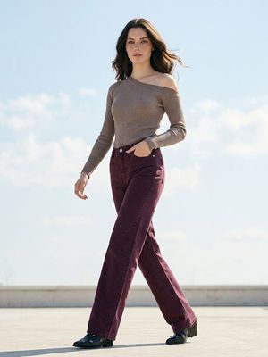 Jeansy damskie Sinsay ze sklepu: Sinsay w kategorii: Jeansy damskie - zdjęcie CC22A15-4CA-6968_879EV