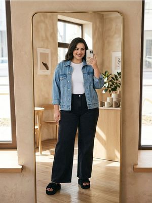 Jeansy damskie wiosenne Sinsay ze sklepu: Sinsay w kategorii: Jeansy damskie - zdjęcie CC22A15-4CA-6968_879FI