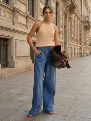 Jeansy damskie na wiosnę Sinsay ze sklepu: Sinsay w kategorii: Jeansy damskie - zdjęcie CC22A15-4CA-6968_894GY