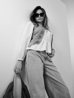 Sinsay - Jeansy damskie ze sklepu: Sinsay w kategorii: Jeansy damskie - zdjęcie CC22A15-4CA-6968_895GY