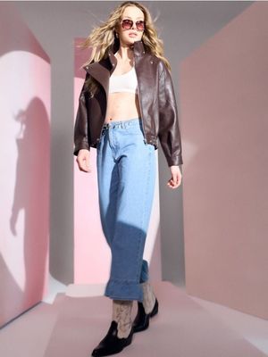 Jeansy damskie casual Sinsay ze sklepu: Sinsay w kategorii: Jeansy damskie - zdjęcie CC22A15-4CA-6968_909FI