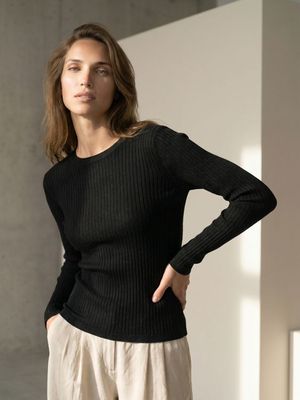 Sweter damski Sinsay ze sklepu: Sinsay w kategorii: Swetry damskie - zdjęcie CC22A15-4CA-6968_931JR