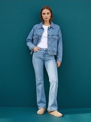 Jeansy damskie na wiosnę Sinsay ze sklepu: Sinsay w kategorii: Jeansy damskie - zdjęcie CC22A15-4CA-6968_947GY