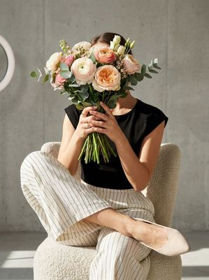 Spodnie damskie casual Sinsay ze sklepu: Sinsay w kategorii: Spodnie damskie - zdjęcie CC22A15-4CA-6968_959GZ