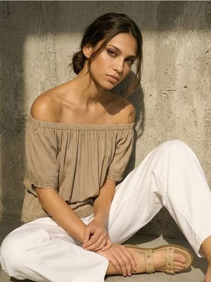 Bluzka damska casual Sinsay ze sklepu: Sinsay w kategorii: Bluzki damskie - zdjęcie CC22A15-4CA-6968_960GX