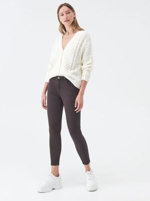Jeansy damskie w miejskim stylu ze sklepu: Sinsay w kategorii: Jeansy damskie - zdjęcie CC22A15-4CA-6968_ZA135