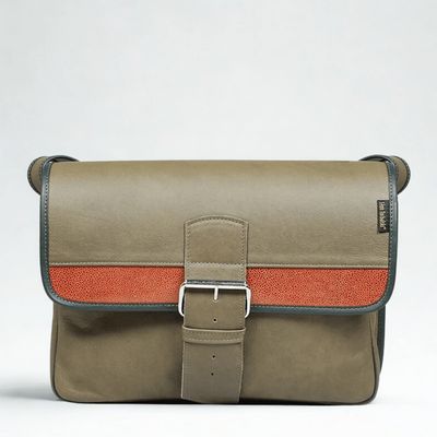 Listonoszka elegancka ze sklepu: Słoń Torbalski w kategorii: Listonoszki - zdjęcie D5E38AE-345-3032_45855