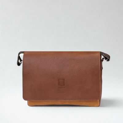 Listonoszka elegancka ze sklepu: Słoń Torbalski w kategorii: Listonoszki - zdjęcie D5E38AE-345-3032_50665