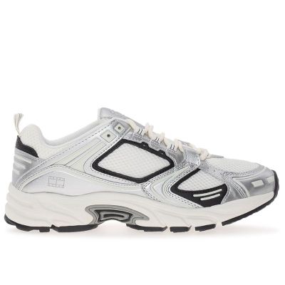 Buty sportowe damskie wiosenne Tommy Hilfiger ze sklepu: streetstyle24.pl w kategorii: Buty sportowe damskie - zdjęcie E12E2BE-C1C-9438_3237390