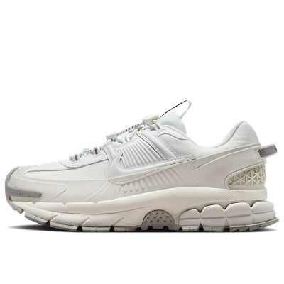Buty sportowe damskie na wiosnę Nike ze sklepu: streetstyle24.pl w kategorii: Buty sportowe damskie - zdjęcie E12E2BE-C1C-9438_3240886