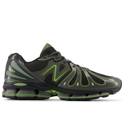 Buty sportowe męskie na jesień New Balance ze sklepu: streetstyle24.pl w kategorii: Buty sportowe męskie - zdjęcie E12E2BE-C1C-9438_3242925