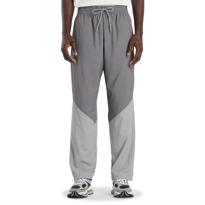 Spodnie męskie na jesień New Balance ze sklepu: streetstyle24.pl w kategorii: Spodnie męskie - zdjęcie E12E2BE-C1C-9438_3243115
