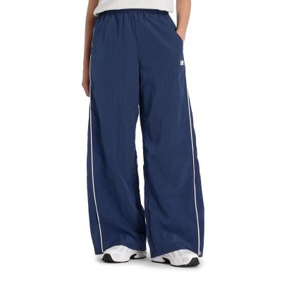 Spodnie damskie na wiosnę New Balance ze sklepu: streetstyle24.pl w kategorii: Spodnie damskie - zdjęcie E12E2BE-C1C-9438_3243464