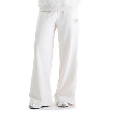 Spodnie damskie na lato New Balance ze sklepu: streetstyle24.pl w kategorii: Spodnie damskie - zdjęcie E12E2BE-C1C-9438_3243989