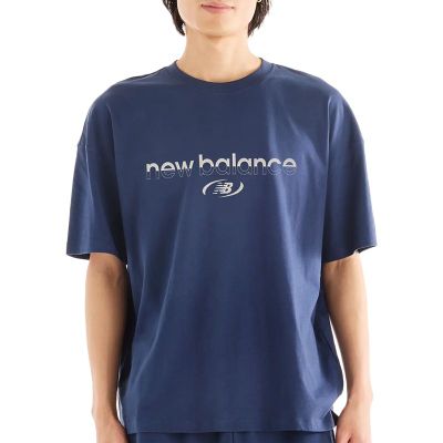 T-shirt męski w sportowym stylu New Balance ze sklepu: streetstyle24.pl w kategorii: T-shirty męskie - zdjęcie E12E2BE-C1C-9438_3244206
