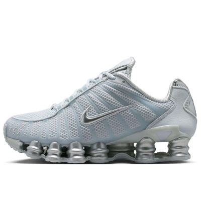Nike - Buty sportowe damskie na wiosnę ze sklepu: streetstyle24.pl w kategorii: Buty sportowe damskie - zdjęcie E12E2BE-C1C-9438_3244727