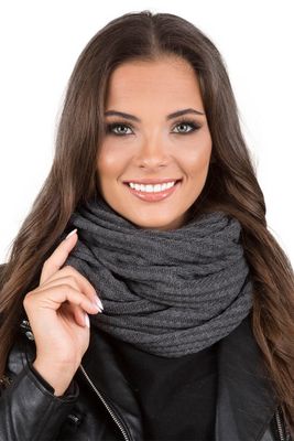 Szalik/chusta Vivisence ze sklepu: kontri.pl w kategorii: Szaliki i chusty damskie - zdjęcie E1A5966-47C-7221_14179
