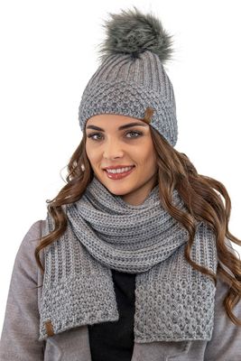 Vivisence - Komplet czapka i szalik ze sklepu: kontri.pl w kategorii: Komplety czapka i szalik damskie - zdjęcie E1A5966-47C-7221_19108