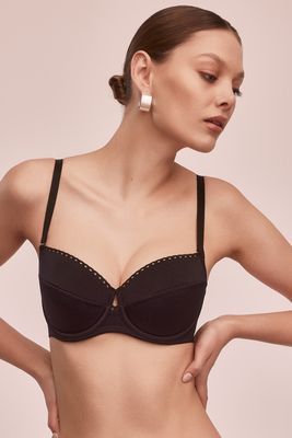 Biustonosz elegancki Alles ze sklepu: kontri.pl w kategorii: Biustonosze