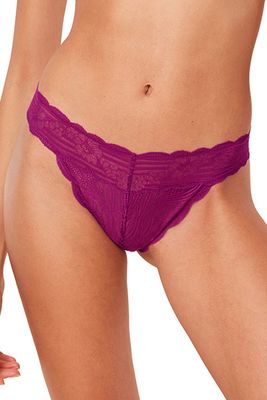 Majtki damskie w stylu klasycznym z koronką Triumph ze sklepu: kontri.pl w kategorii: Majtki damskie - zdjęcie E1A5966-47C-7221_28997