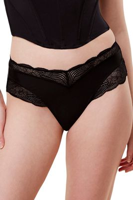 Triumph - Majtki damskie ze sklepu: kontri.pl w kategorii: Majtki damskie - zdjęcie E1A5966-47C-7221_29000