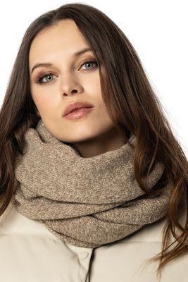 Szalik/chusta Vivisence ze sklepu: kontri.pl w kategorii: Szaliki i chusty damskie - zdjęcie E1A5966-47C-7221_33543