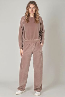 Dres damski casualowy Vivisence ze sklepu: kontri.pl w kategorii: Dresy damskie - zdjęcie E1A5966-47C-7221_37486
