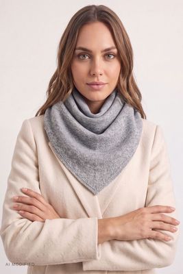 Szalik/chusta Vivisence ze sklepu: kontri.pl w kategorii: Szaliki i chusty damskie - zdjęcie E1A5966-47C-7221_42819