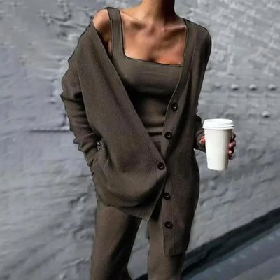 Komplet casualowy Intimica ze sklepu: Intimica.pl w kategorii: Komplety i garnitury damskie - zdjęcie WP-ADS-RTKIFPPPR_8773851283785