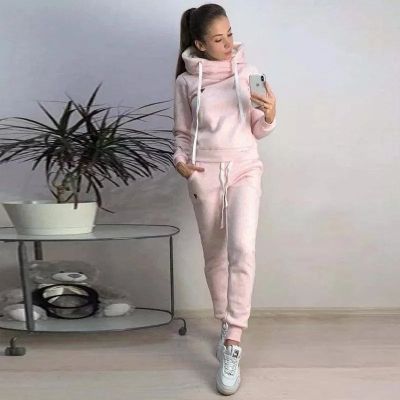 Intimica - Dres damski ze sklepu: Intimica.pl w kategorii: Dresy damskie - zdjęcie WP-ADS-RTKIFPPPR_8807347159369