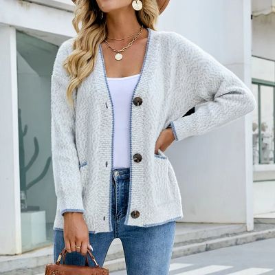 Sweter damski casualowy Intimica ze sklepu: Intimica.pl w kategorii: Swetry damskie - zdjęcie WP-ADS-RTKIFPPPR_9283949134153
